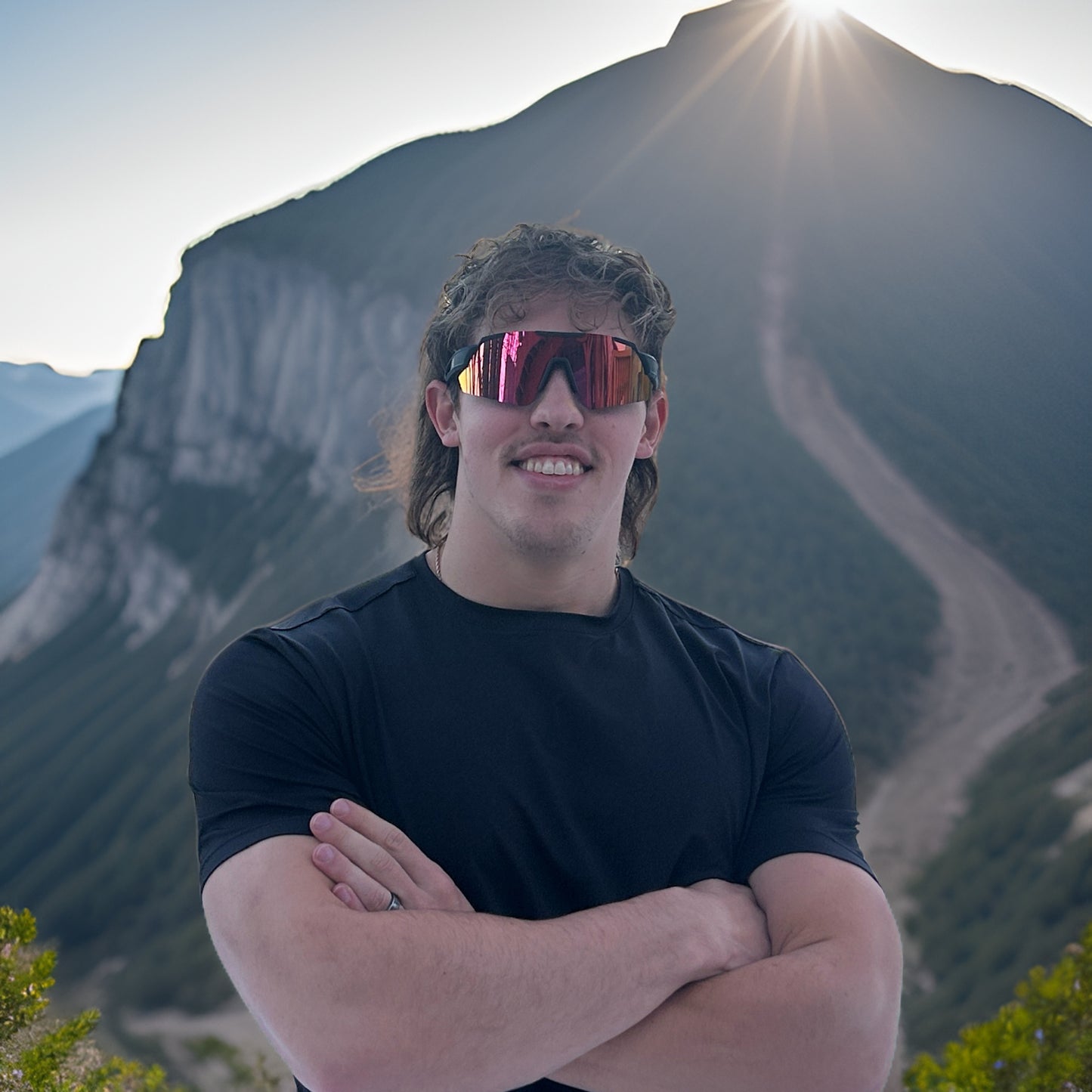 Sierra Optics - Summit Shades (Black & Pink)